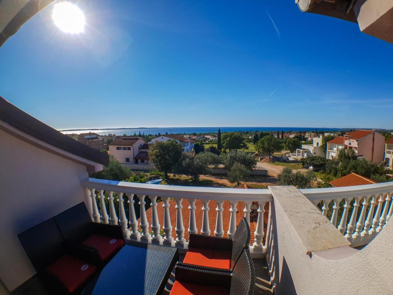 Apartment Jozic *