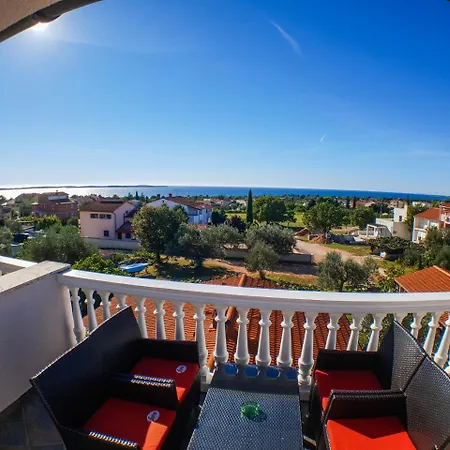 Apartments Jozic Peroj Exterior photo